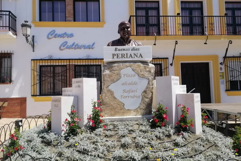 Periana rinde homenaje a su alcalde más cercano