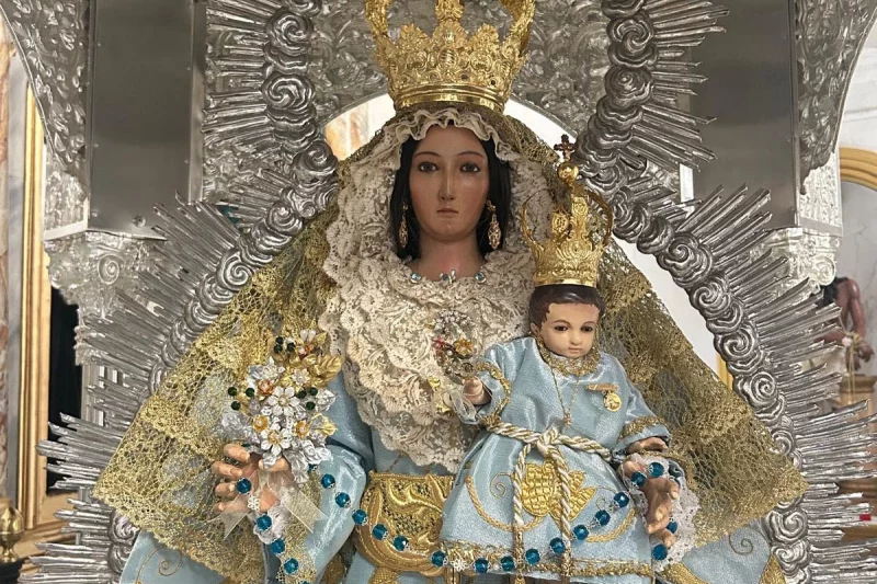 La Hermandad de la Virgen de la Cabeza denuncia el robo de joyas en la patrona de Canillas de Aceituno