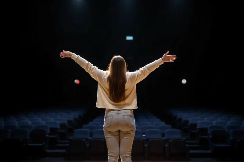 Alfarnate acoge talleres de teatro y crecimiento personal para este otoño