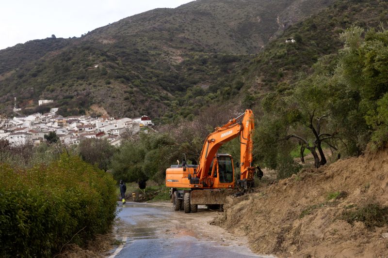 Colmenar sigue afectado por el temporal mientras la Diputación reserva 15 millones para reparar carreteras