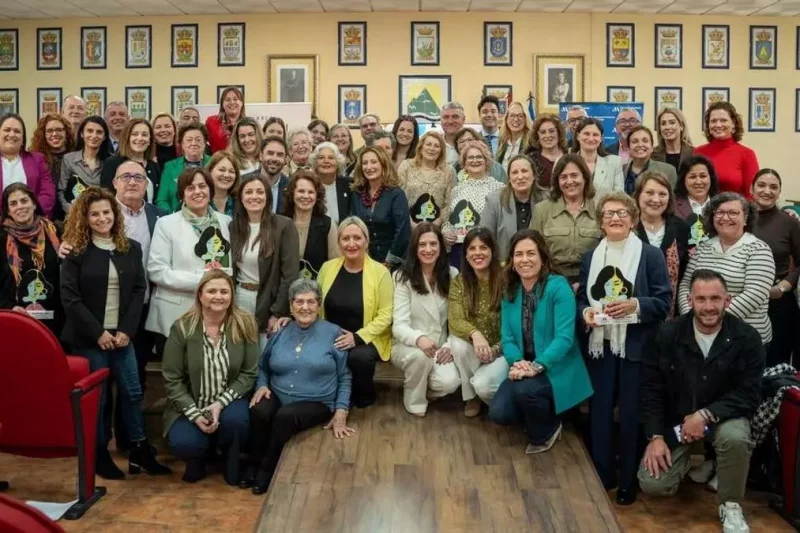 Vecinas de Alcaucín, Alfarnatejo, Colmenar, Comares, La Viñuela, Periana y Riogordo reconocinas como Mujeres del Año 2026 en la Axarquía